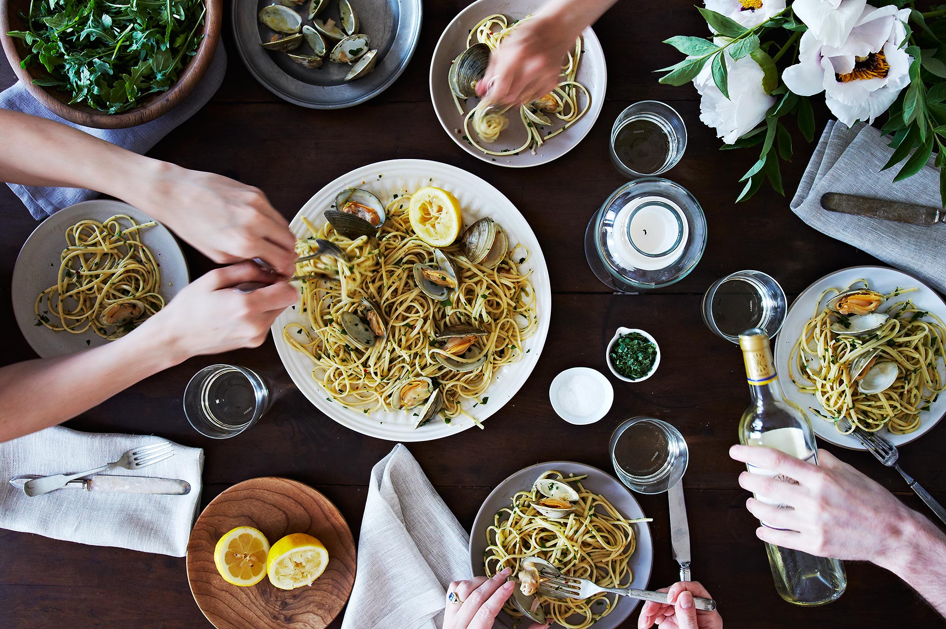 17_2013-0530_dinner-table-233
