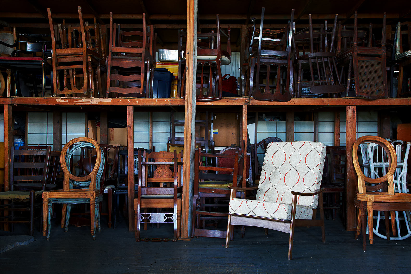 2013-0802_brimfield-chair-037