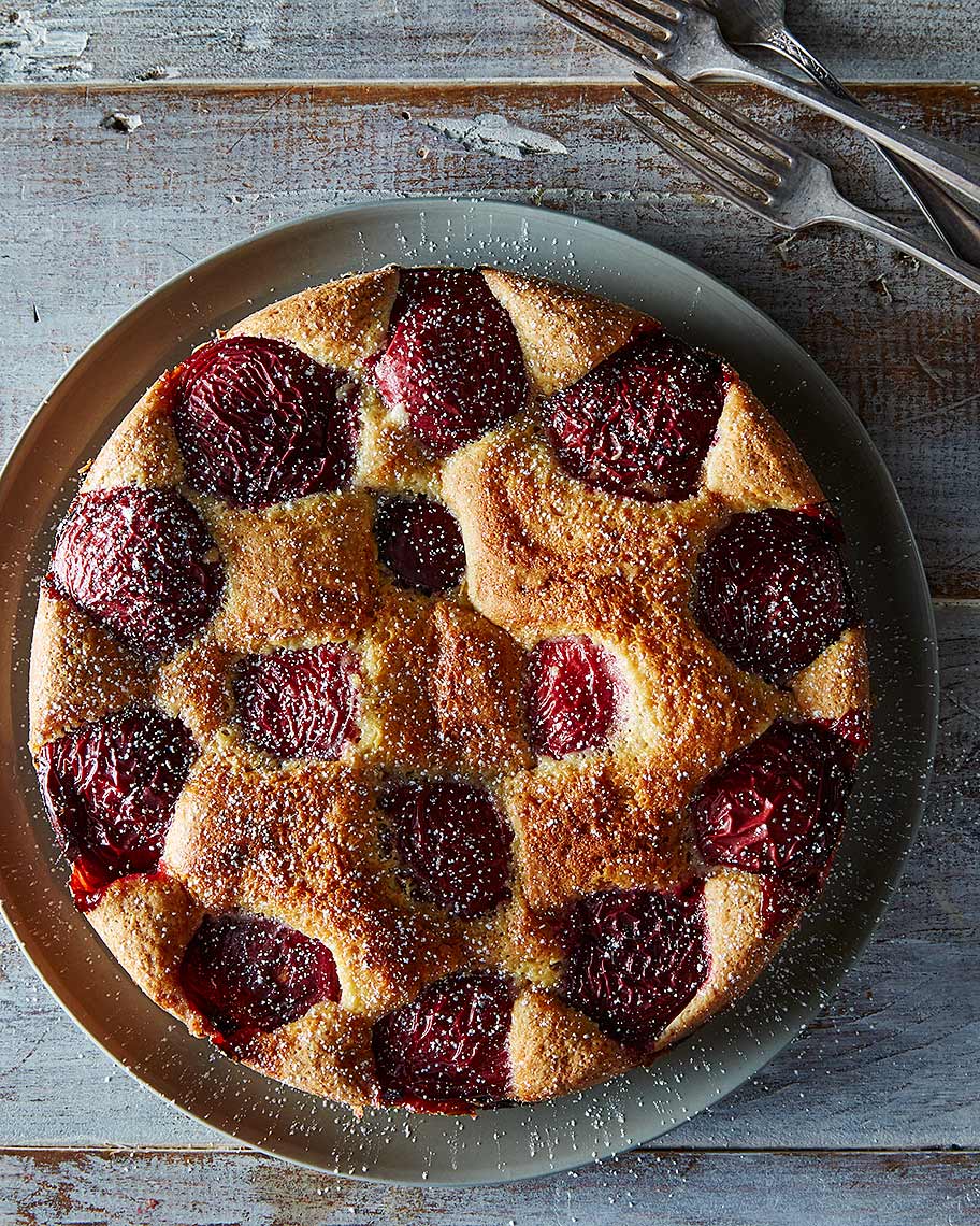 2015-0109_olive-oil-ricotta-cake-with-plums-005