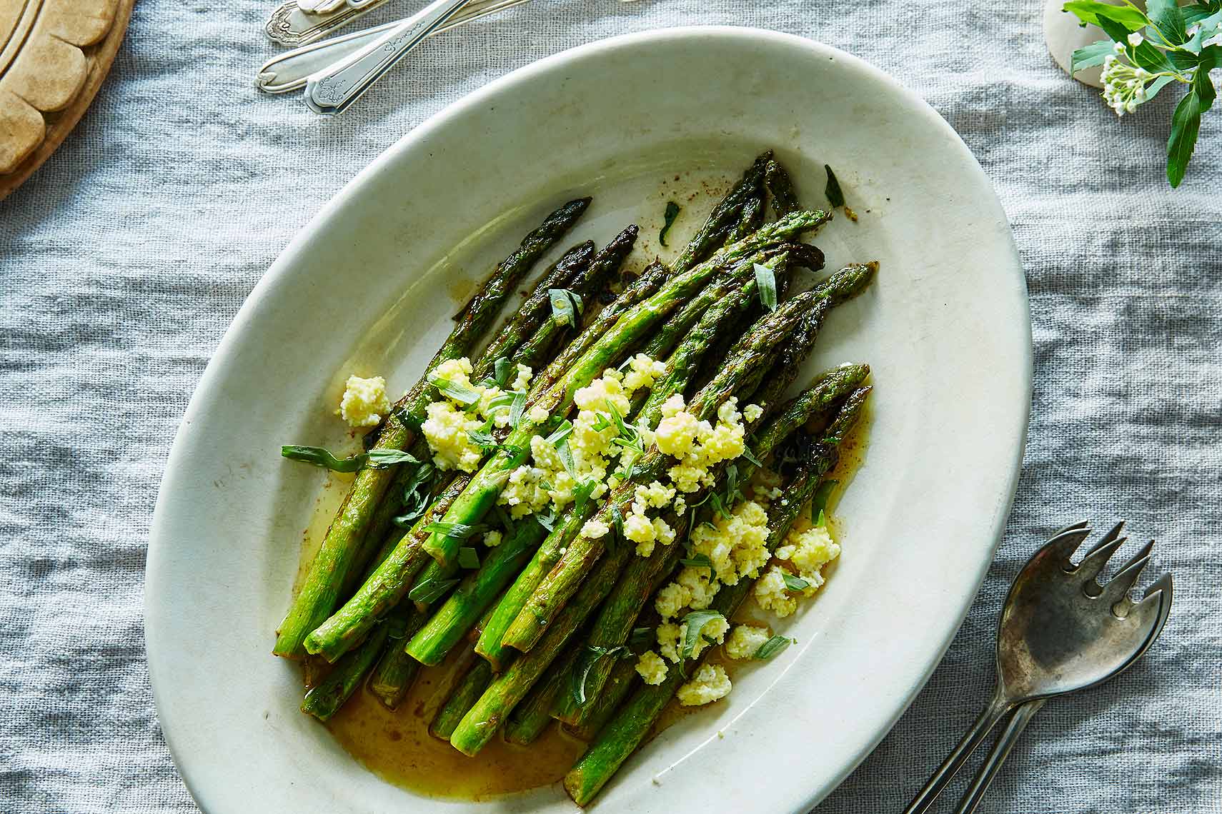2016-0309_asparagus-with-lemon-butter-and-egg-mimosa-easter_james-ransom_046