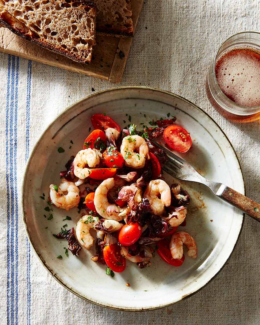 2016-0621_roasted-radicchio-and-shrimp-salad-with-warm-bacon-vinaigrette_james-ransom-034
